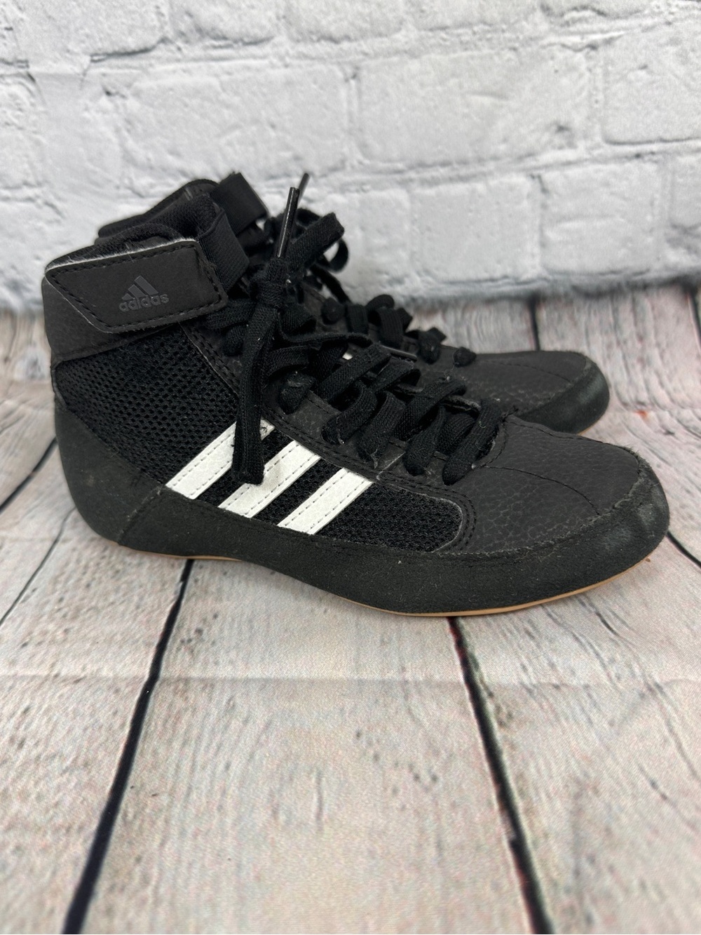 adidas HVC 2 Wrestling Shoes kids size 13